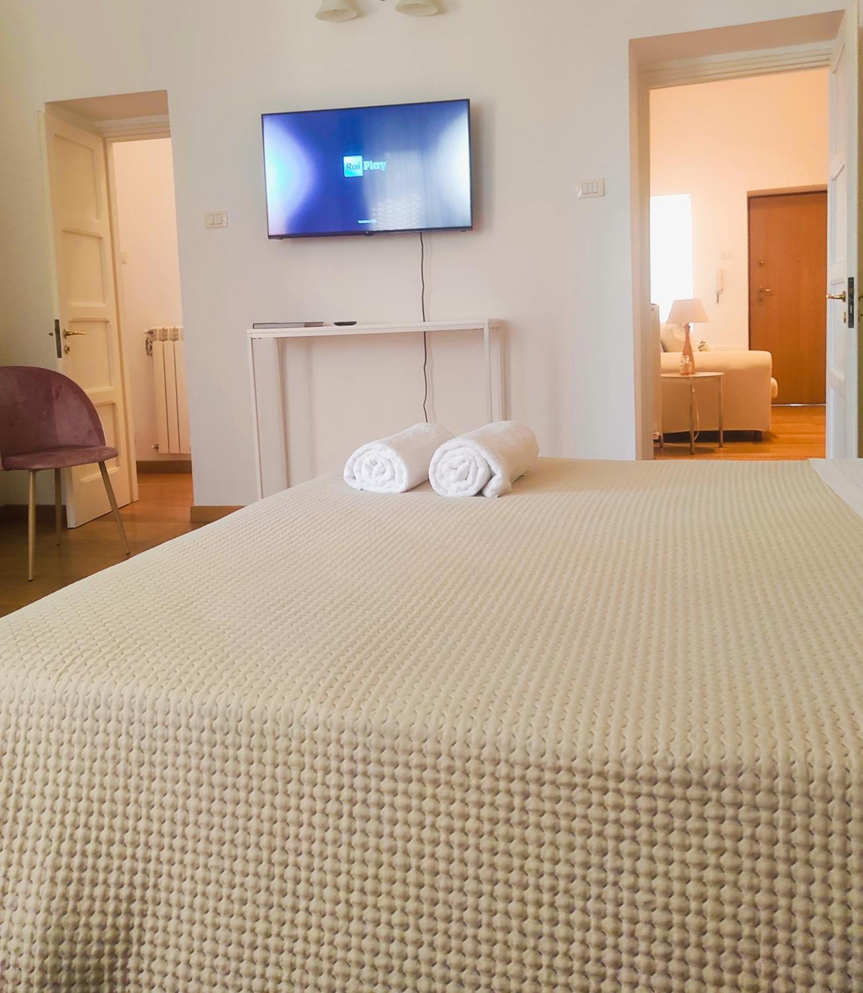 Calogiuri Nest Apartment Lecce Exterior photo