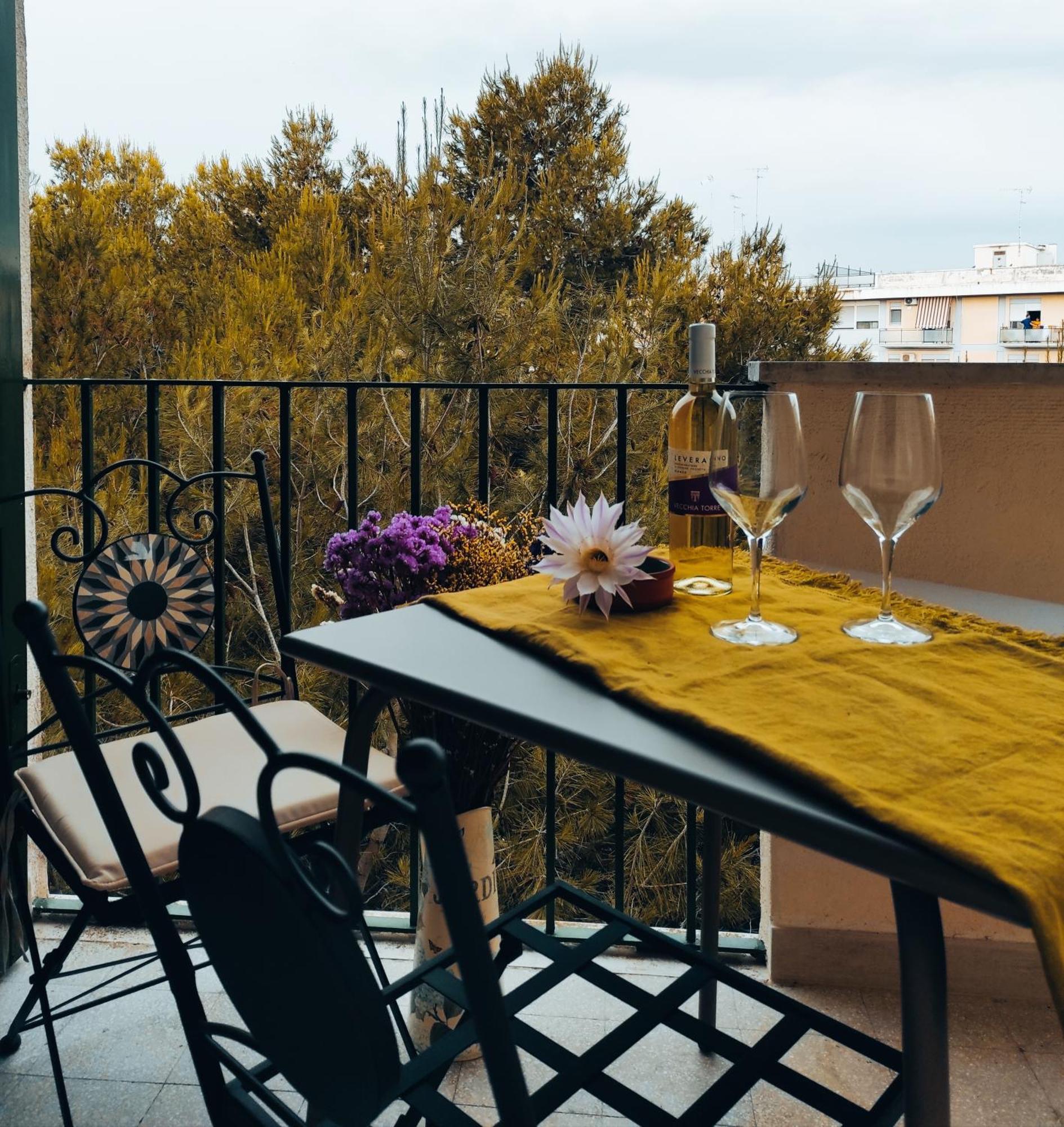 Calogiuri Nest Apartment Lecce Exterior photo
